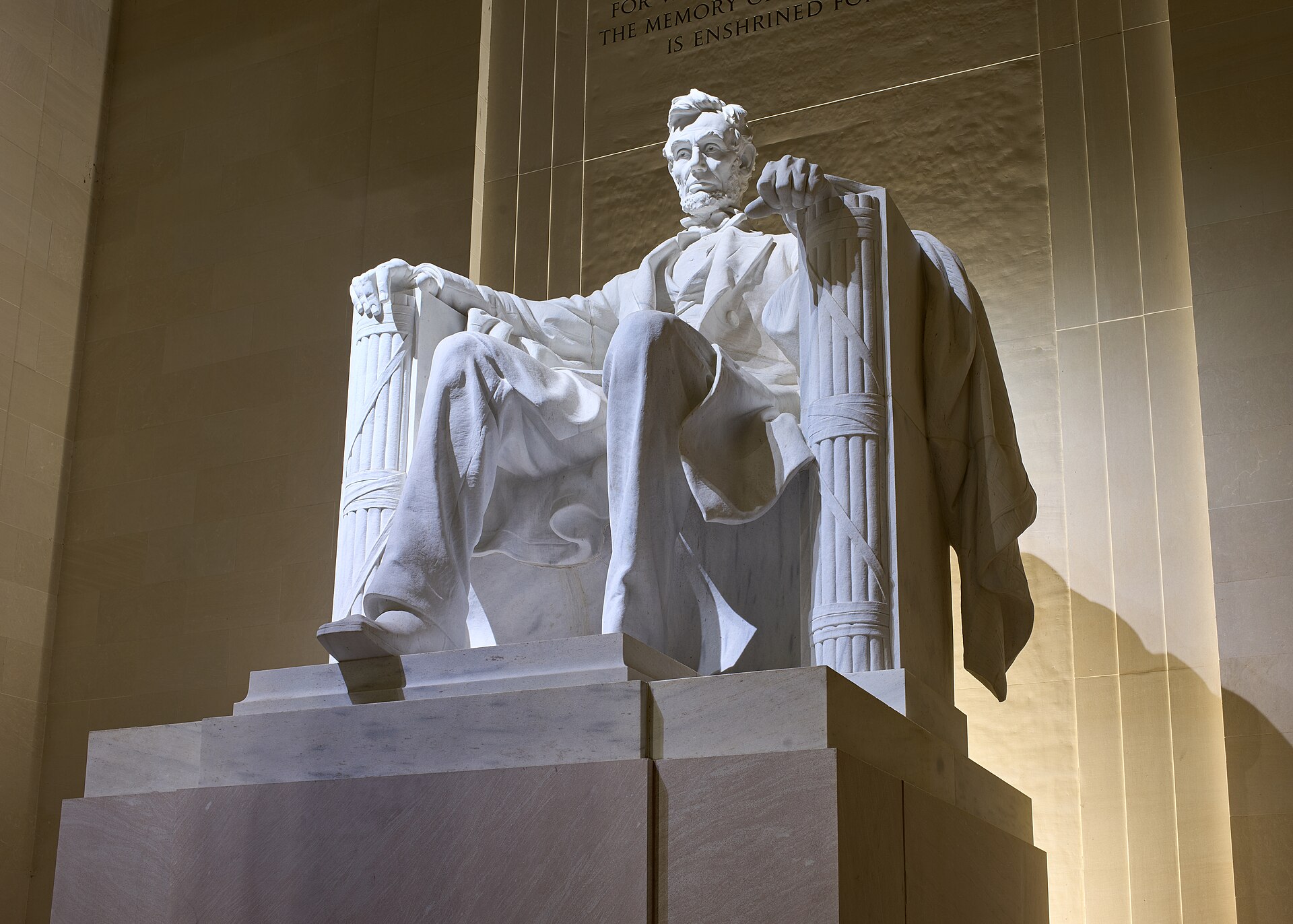 Statue of Abraham Lincoln